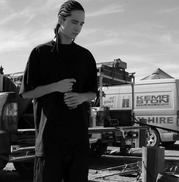 Tom Kaulitz thumbnail