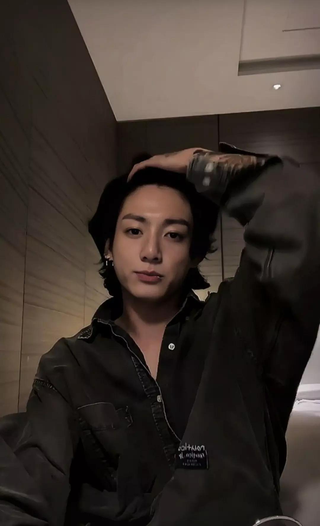 Jungkook thumbnail