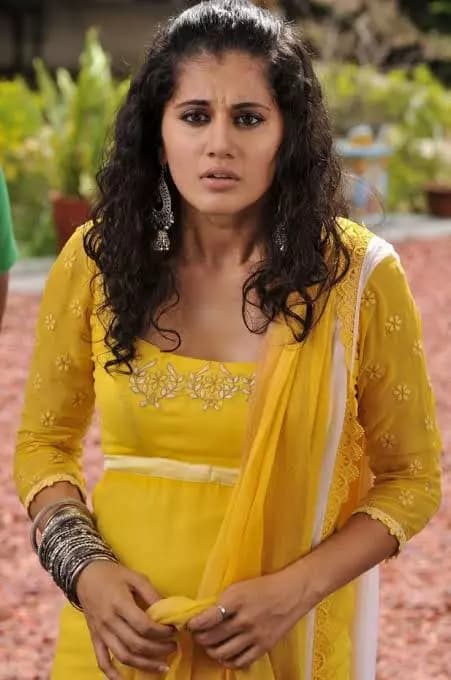 Taapsee Pannu thumbnail