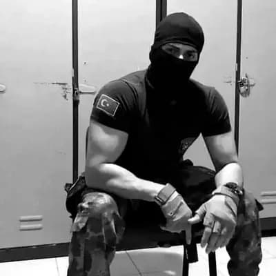 Ivan Military Mandão thumbnail
