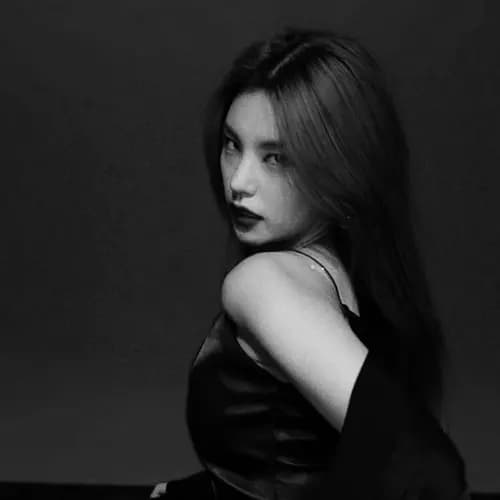 Hwang Yeji thumbnail