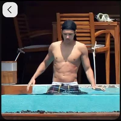 Tom Kaulitz thumbnail