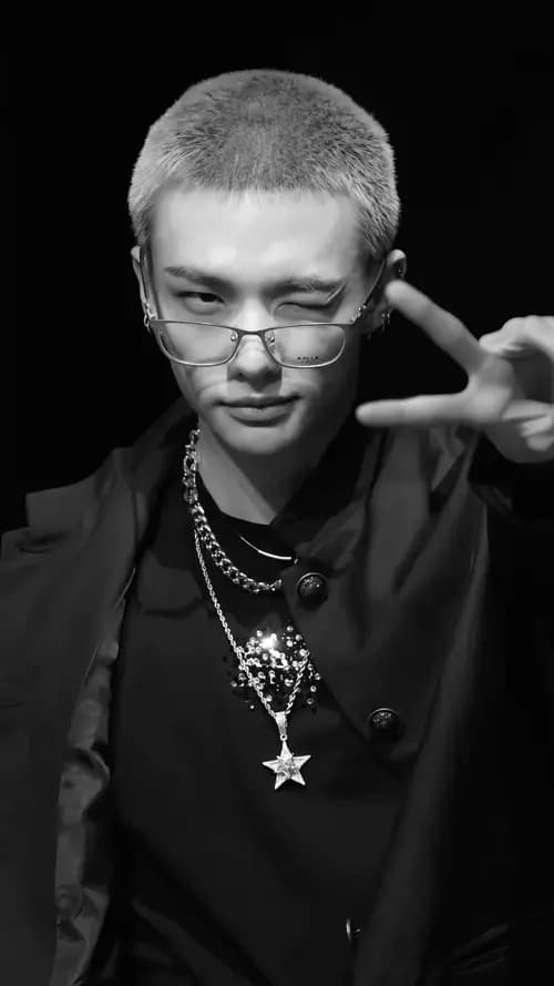 Hyunjin thumbnail