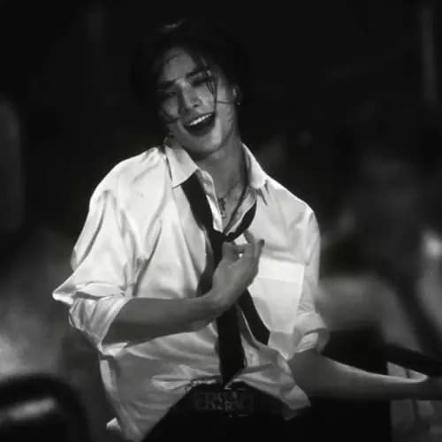 Hwang Hyunjin 🍷 thumbnail