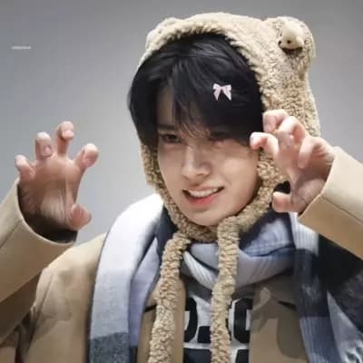 Lee Heeseung thumbnail
