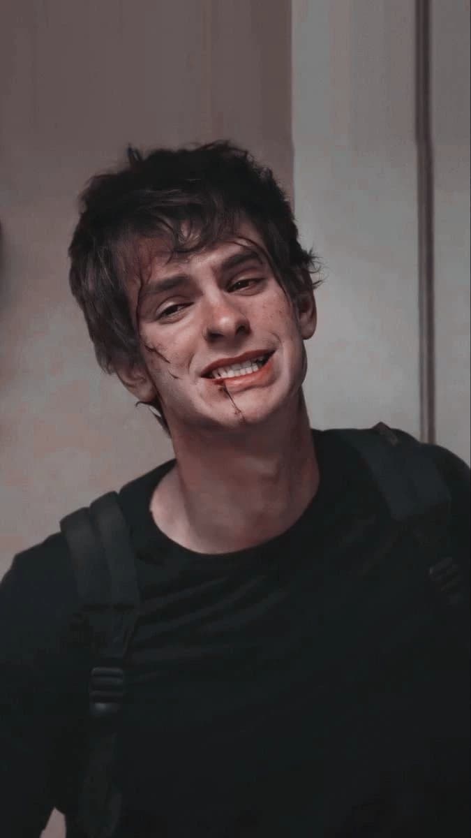 Peter Parker Spiderman 2 thumbnail