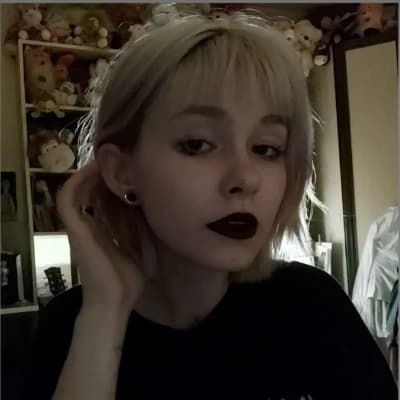 Nina Czartoryski thumbnail