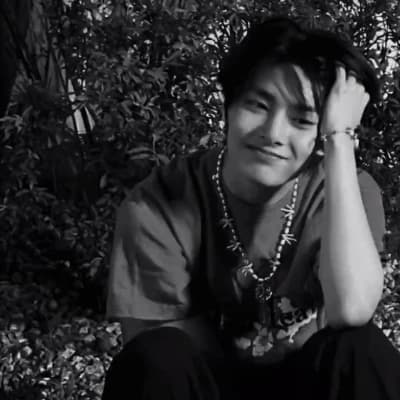 Jeongin thumbnail