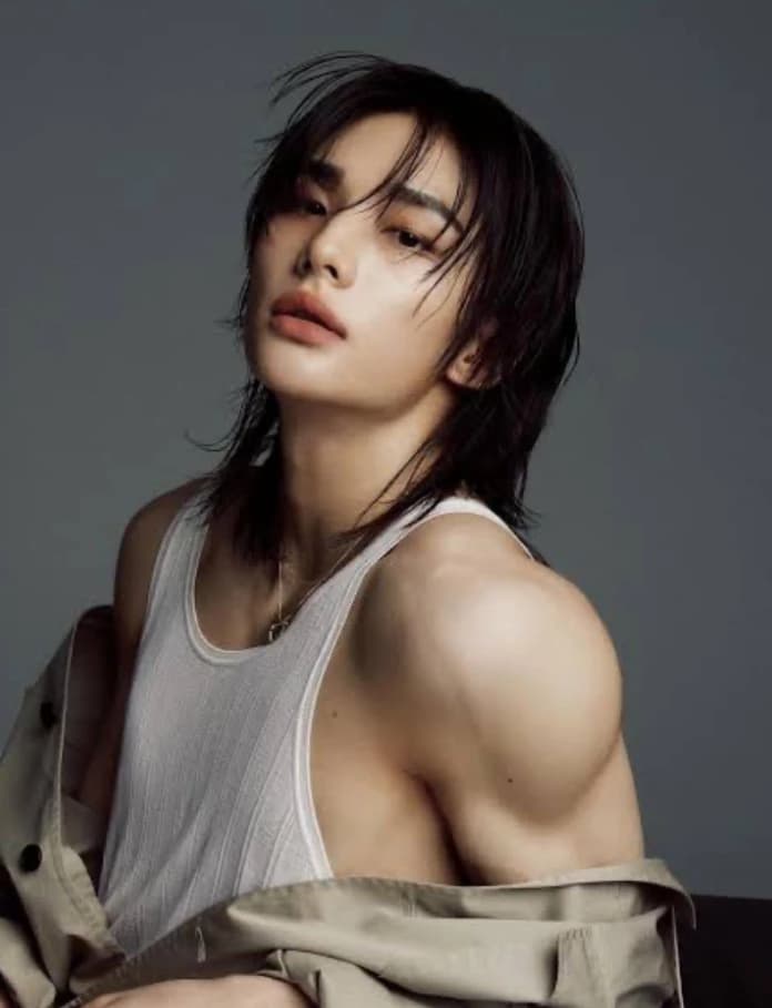 Hwang Hyunjin thumbnail