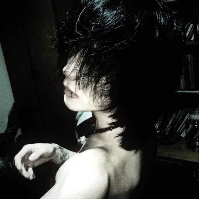 Art (emo boy) thumbnail