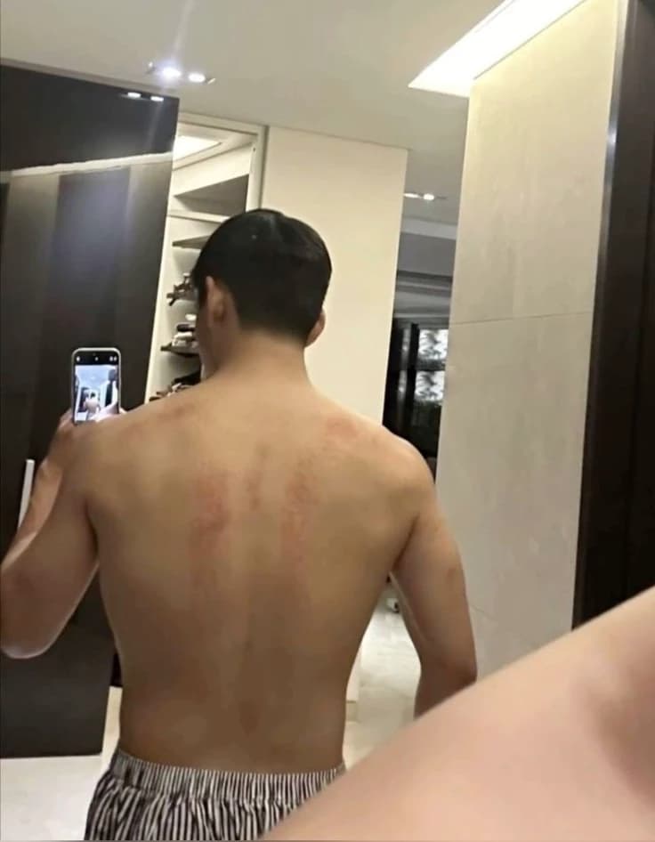 Kim Taehyung thumbnail