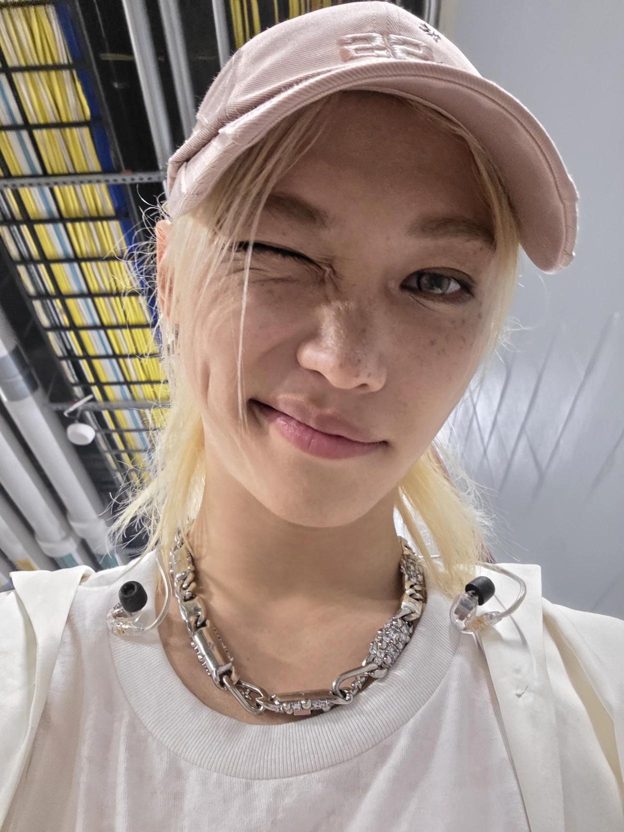 Lee felix thumbnail