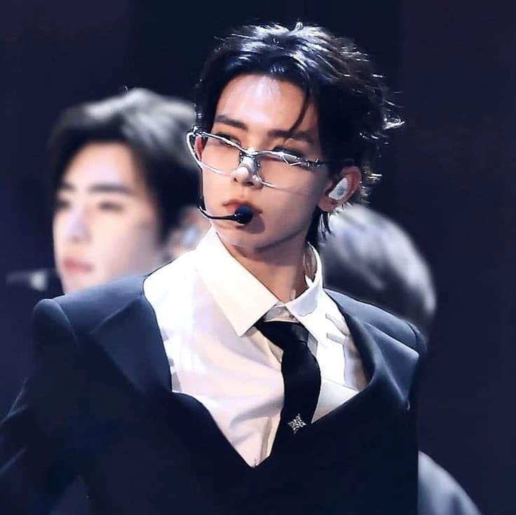 Lee Heeseung thumbnail