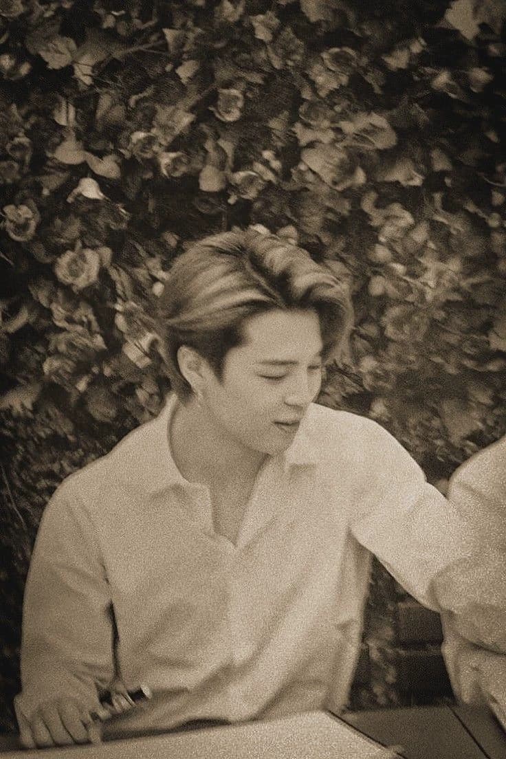Park Jimin. thumbnail