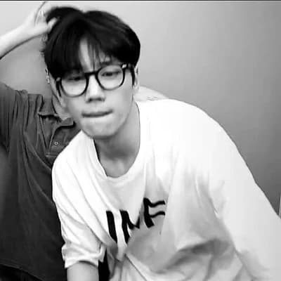 Lee Junyoung thumbnail