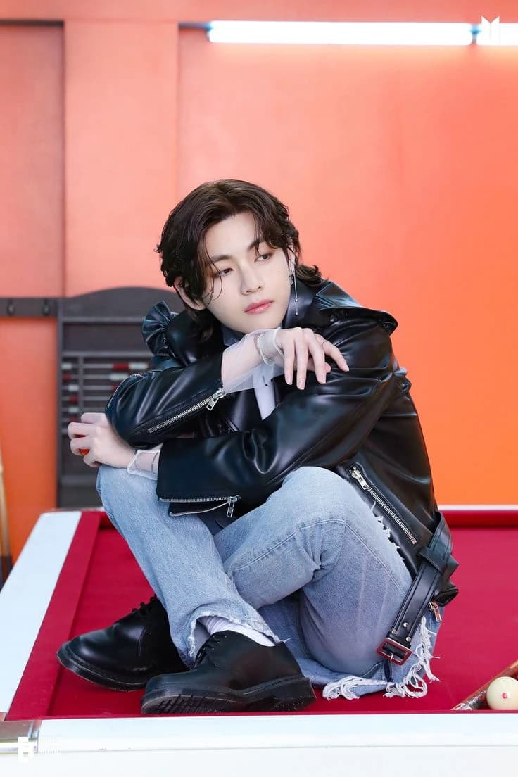Kim Taehyung thumbnail