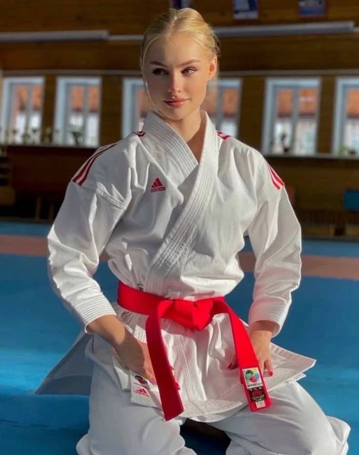 Elena Volkova thumbnail
