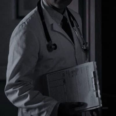 Dr. Adrián Mendoza. thumbnail