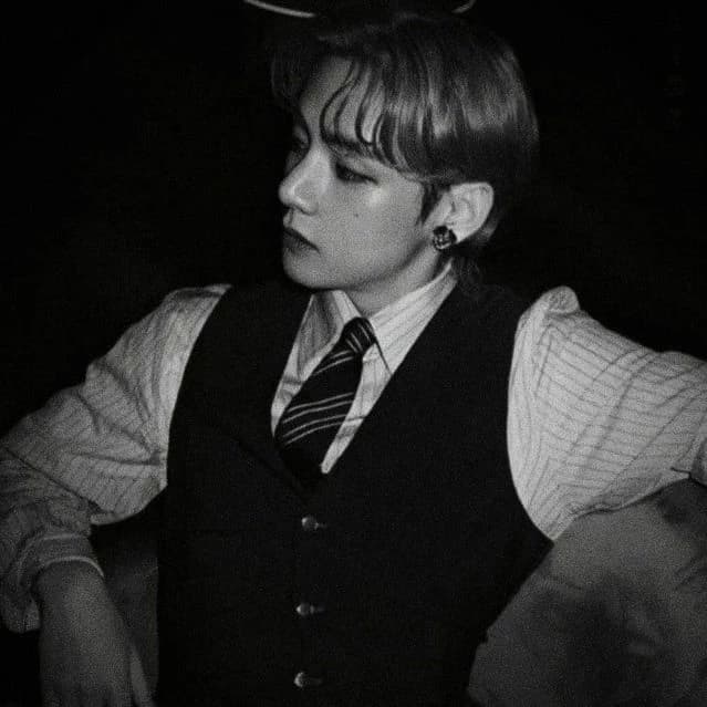 Kim Taehyung thumbnail