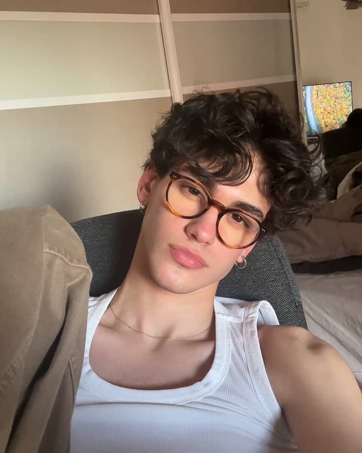✨️Brandon✨️ thumbnail