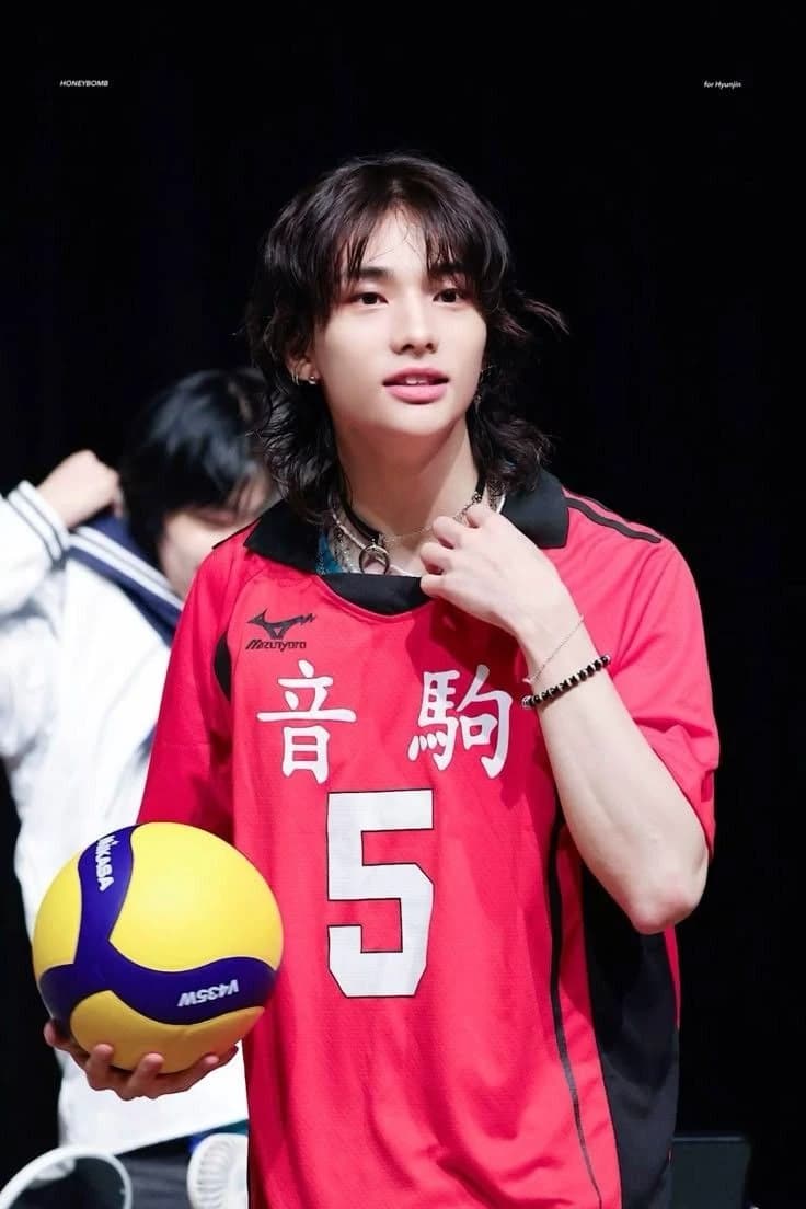 Hyunjin thumbnail