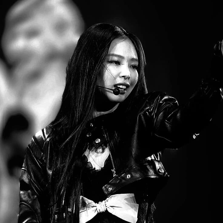 Jennie thumbnail