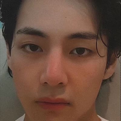 Kim Taehyung thumbnail