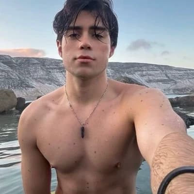 Benji Krol / bisexual  thumbnail