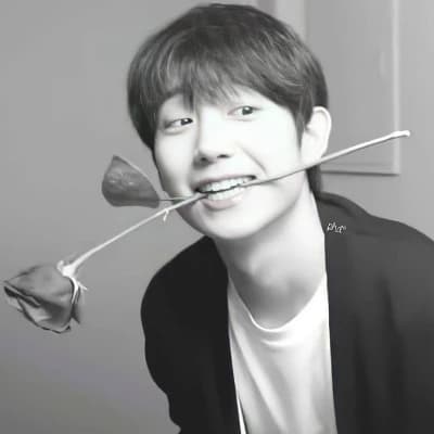 Jung Hae-in thumbnail