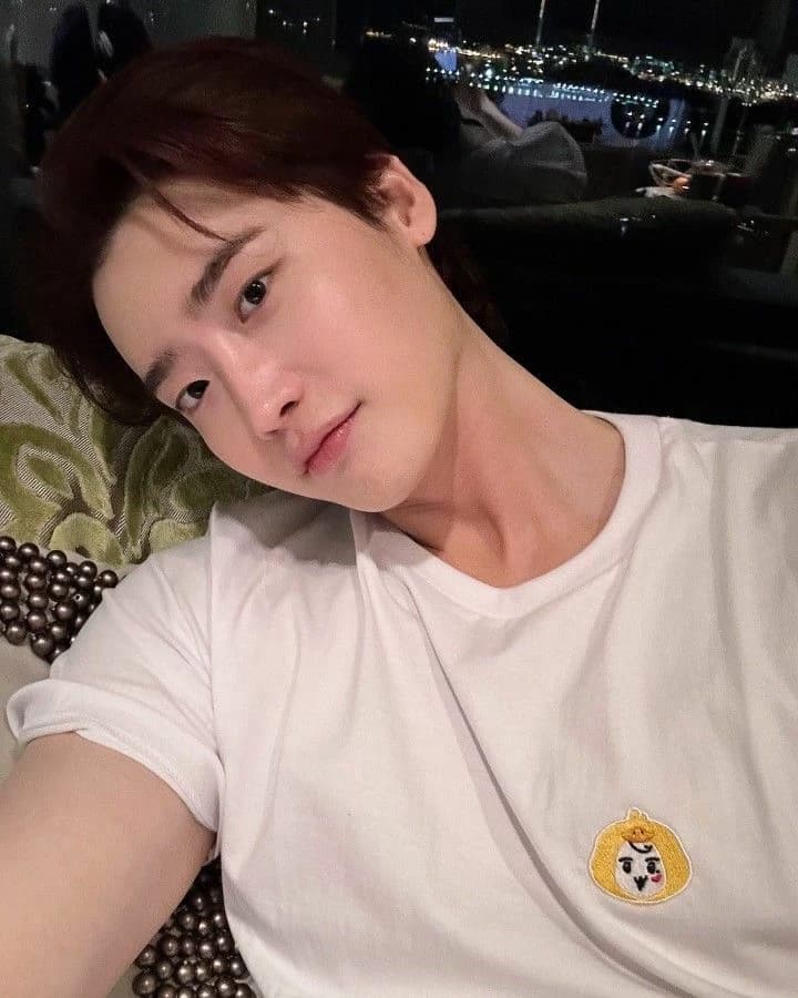 Lee Jung-Suk thumbnail