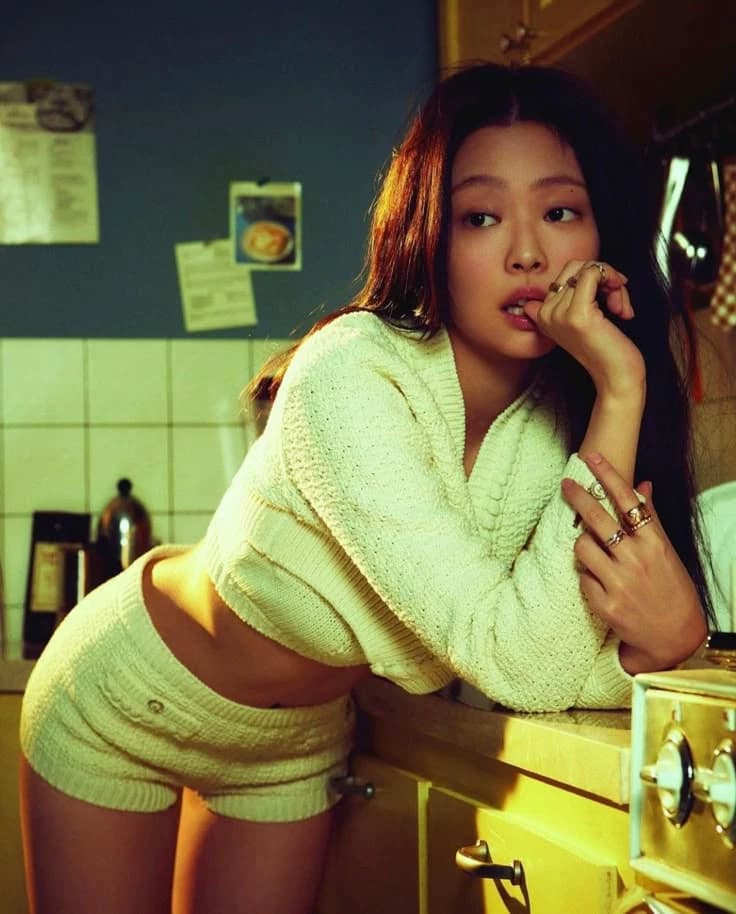 Jennie thumbnail
