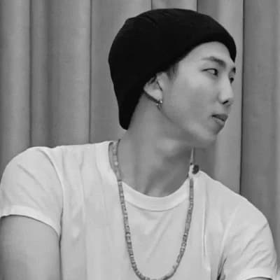 Kim Namjoon (RM) thumbnail