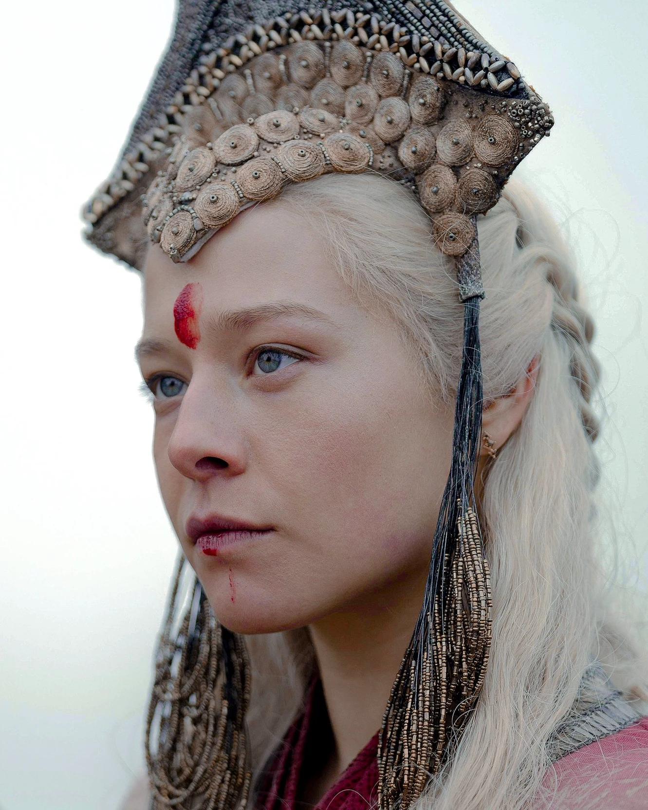 Rhaenyra Targaryen thumbnail