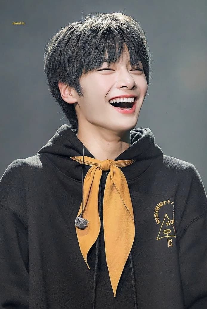 Yang Jeongin thumbnail