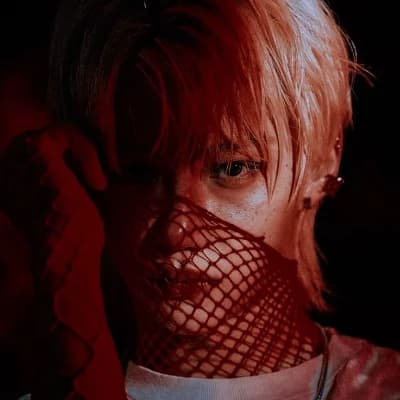 Hwang Hyunjin thumbnail