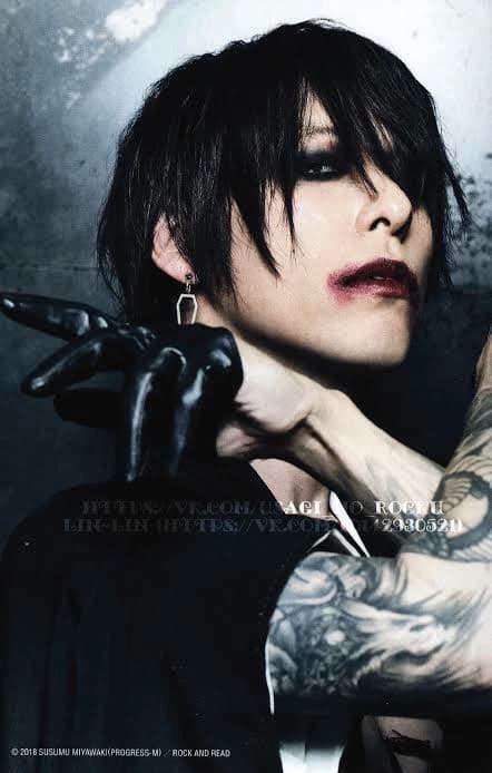 Hazuki ⛓️🖤🩶🩻 (Lead singer of the rock band Lynch) Aka Takayuki Takeuchi thumbnail