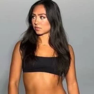 Mia thumbnail