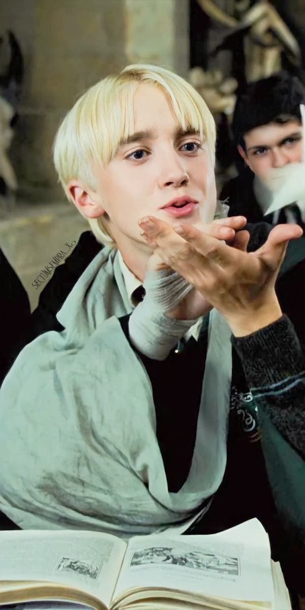 Draco Malfoy thumbnail
