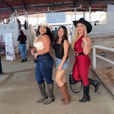 Irma, Paola, and Jenni thumbnail