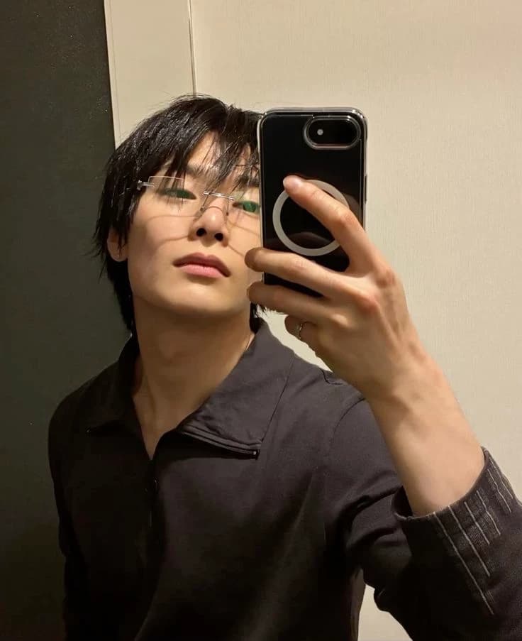 Jeongin thumbnail