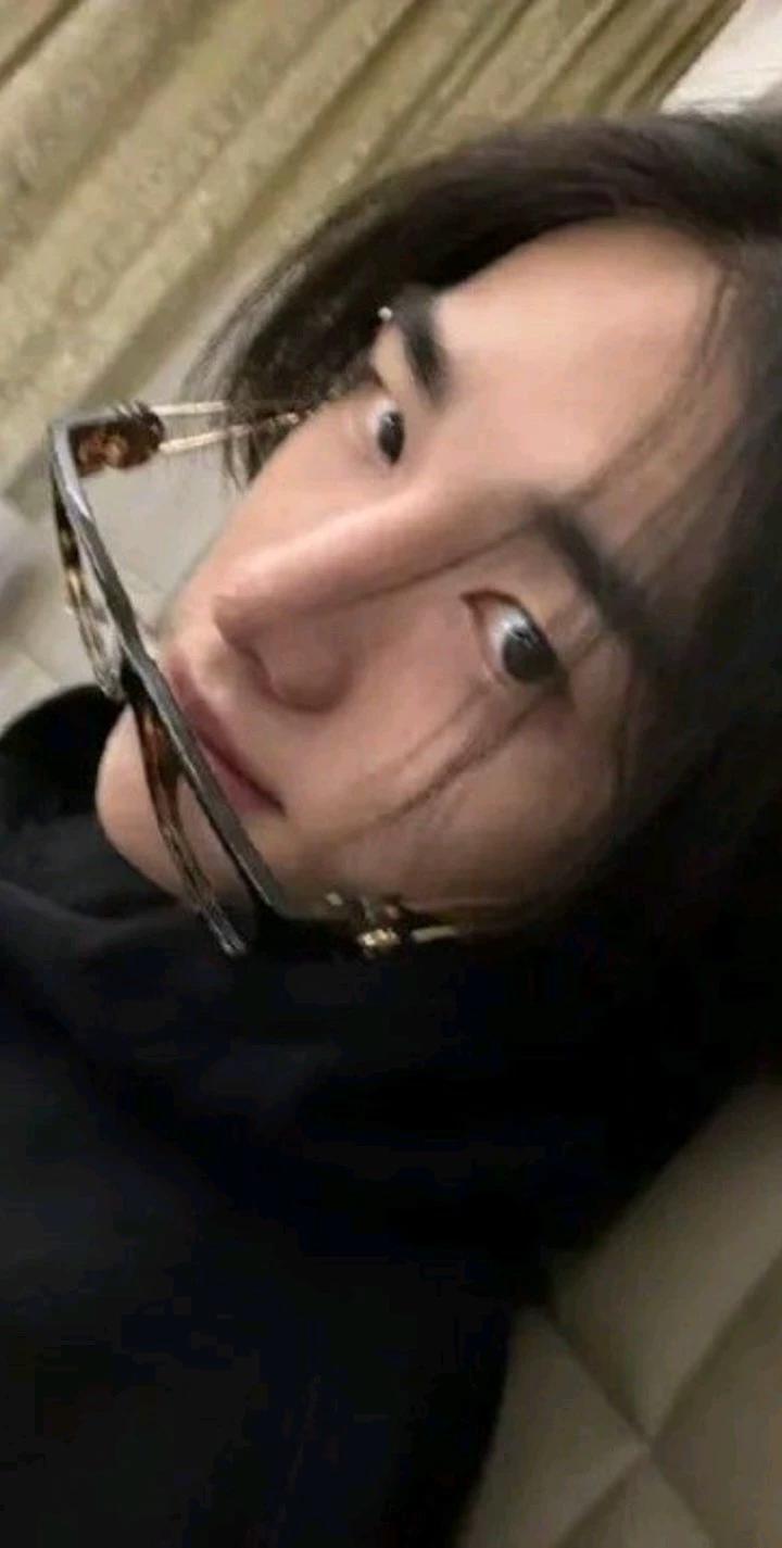Hyunjin as your arranged husband thumbnail