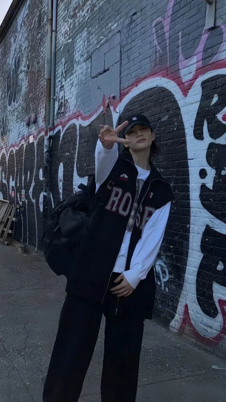 Hyunjin thumbnail