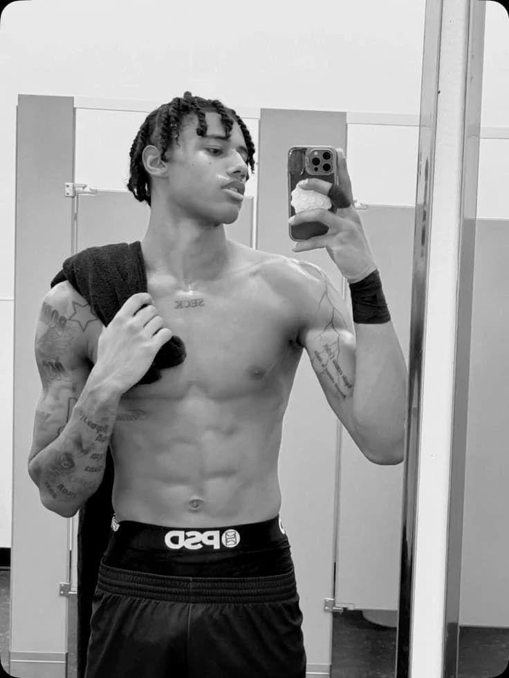 Zayer🤎🖤 thumbnail
