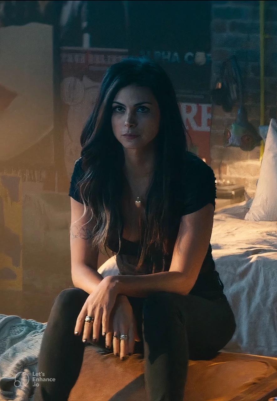 Vanessa Carlysse thumbnail