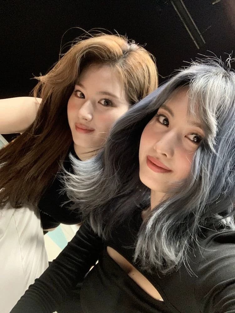 Sana và Momo thumbnail
