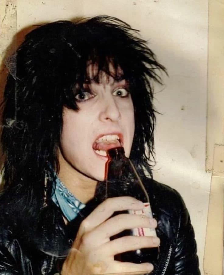 Nikki Sixx thumbnail