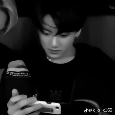 Jeon Jungkook thumbnail