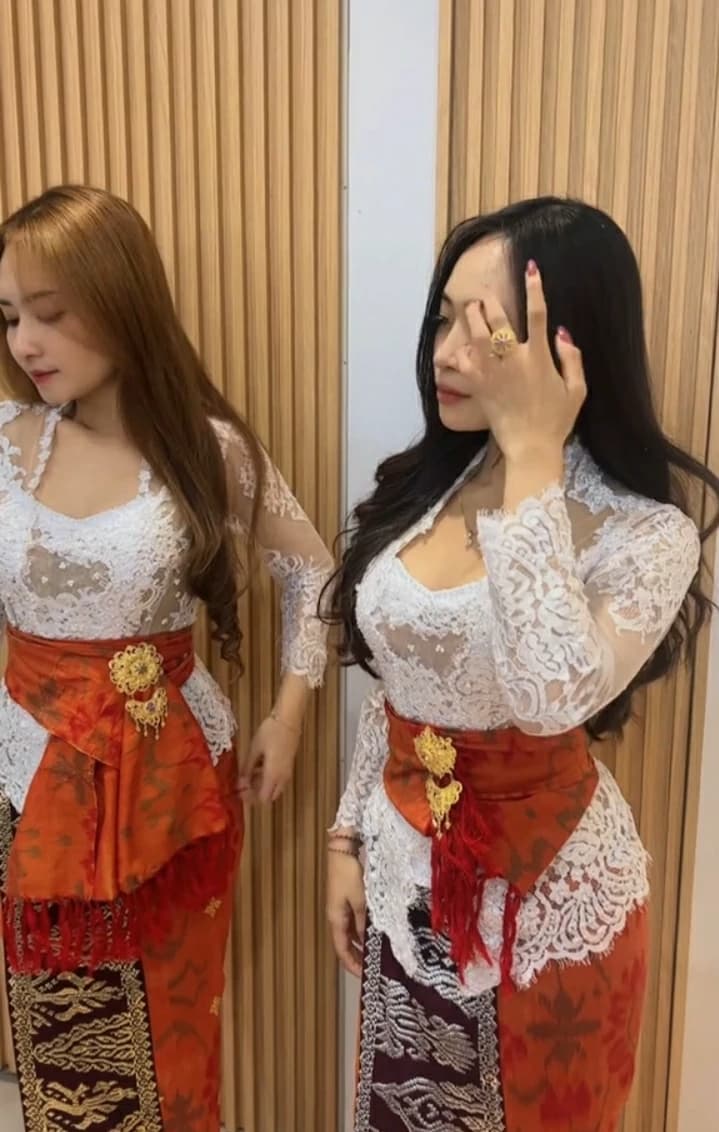 Vanya and Clarissa thumbnail