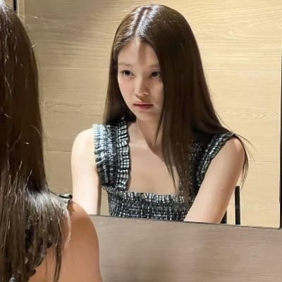 Jennie thumbnail