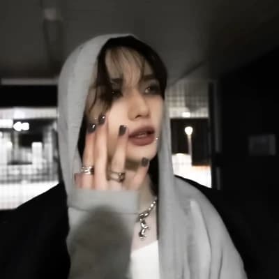 Hyunjin thumbnail